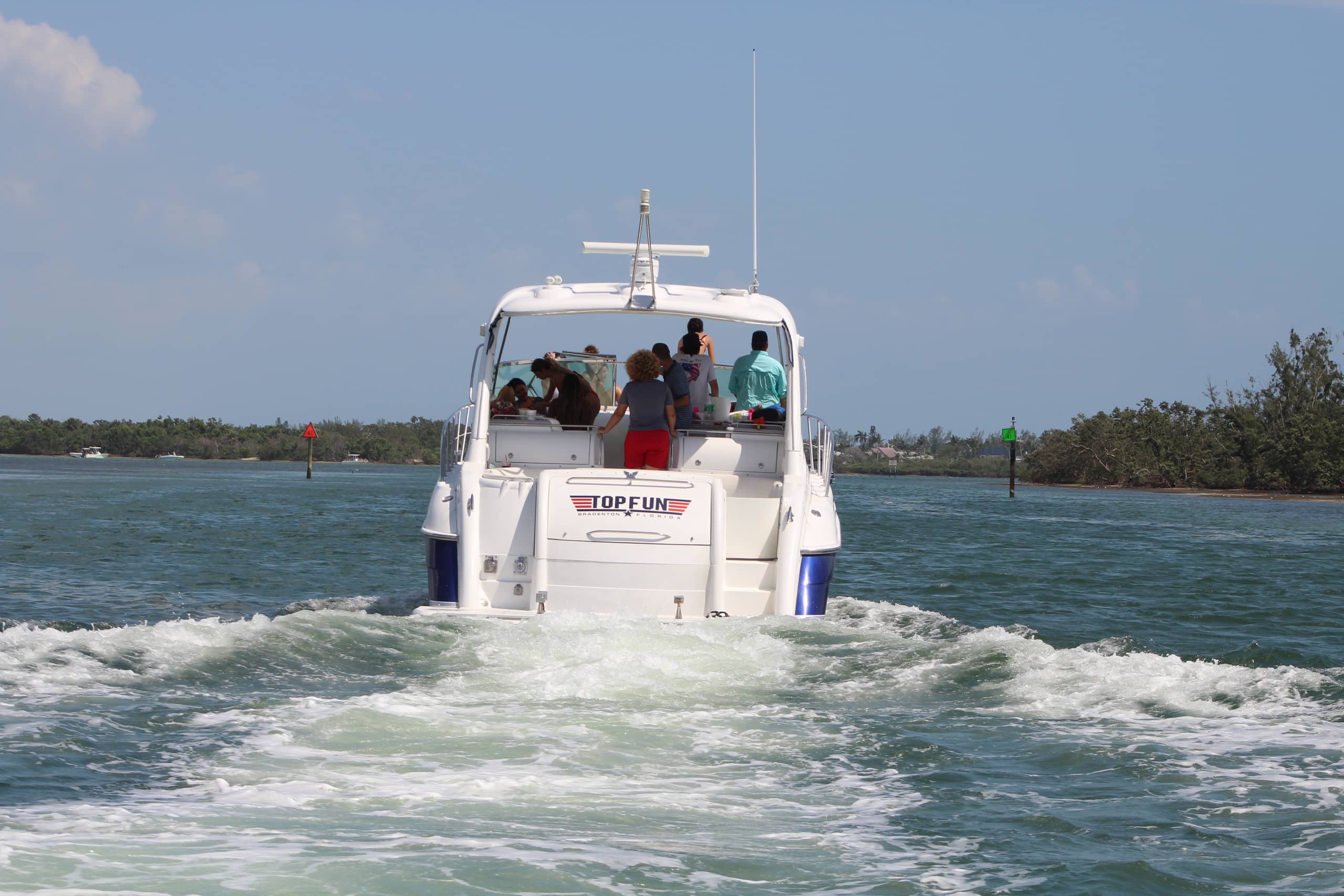 Cruising the Anna Maria Island and Bradenton coastline with Top Fun Charters