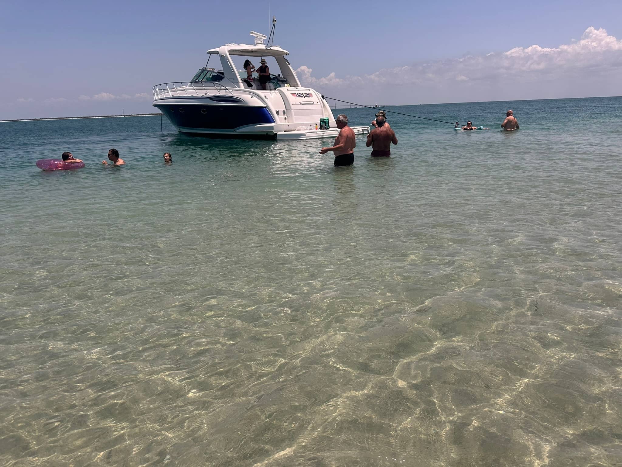 Cruising the Anna Maria Island and Bradenton coastline with Top Fun Charters